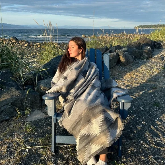 Blankets, - Picture 4 of 8